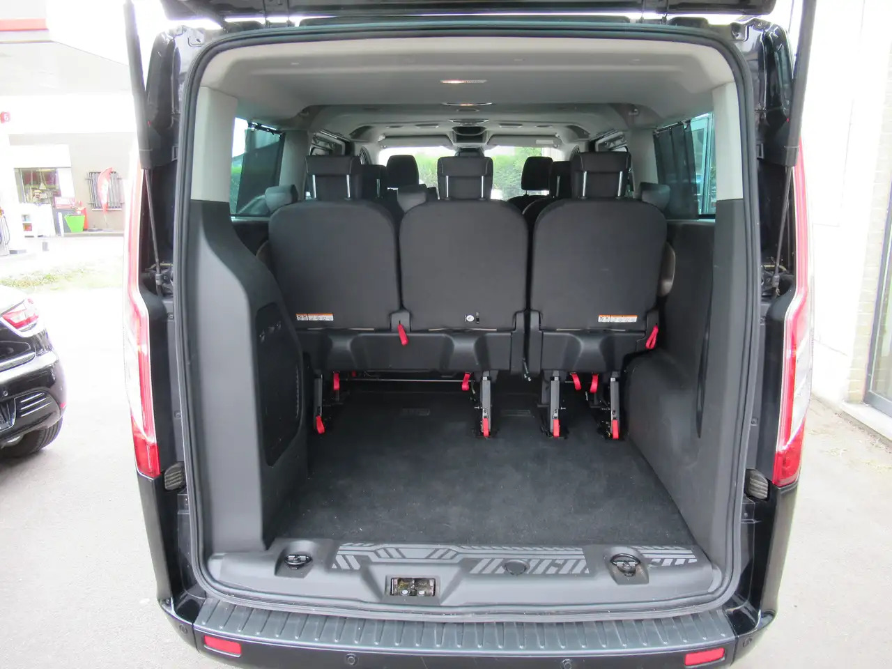 Ford Tourneo Custom 2.0 TDCi L2H1 - Autre matériel: photos 5 Ford Tourneo Custom 2.0 TDCi L2H1 - Autre matériel: photos 5