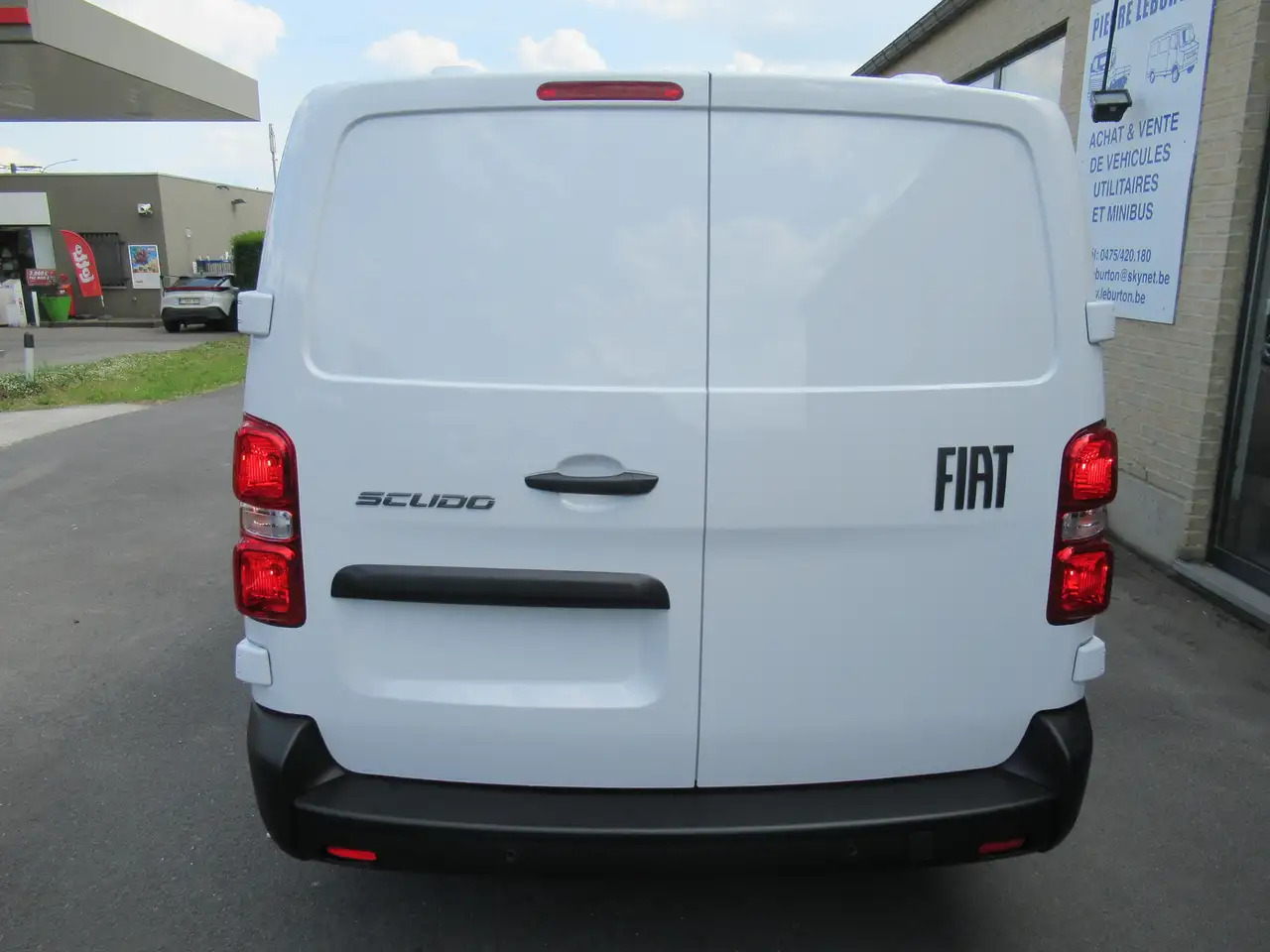Fiat Scudo L3,bte auto, 145cv, neuf, 25900€+TVA - Fourgon utilitaire: photos 4 Fiat Scudo L3,bte auto, 145cv, neuf, 25900€+TVA - Fourgon utilitaire: photos 4