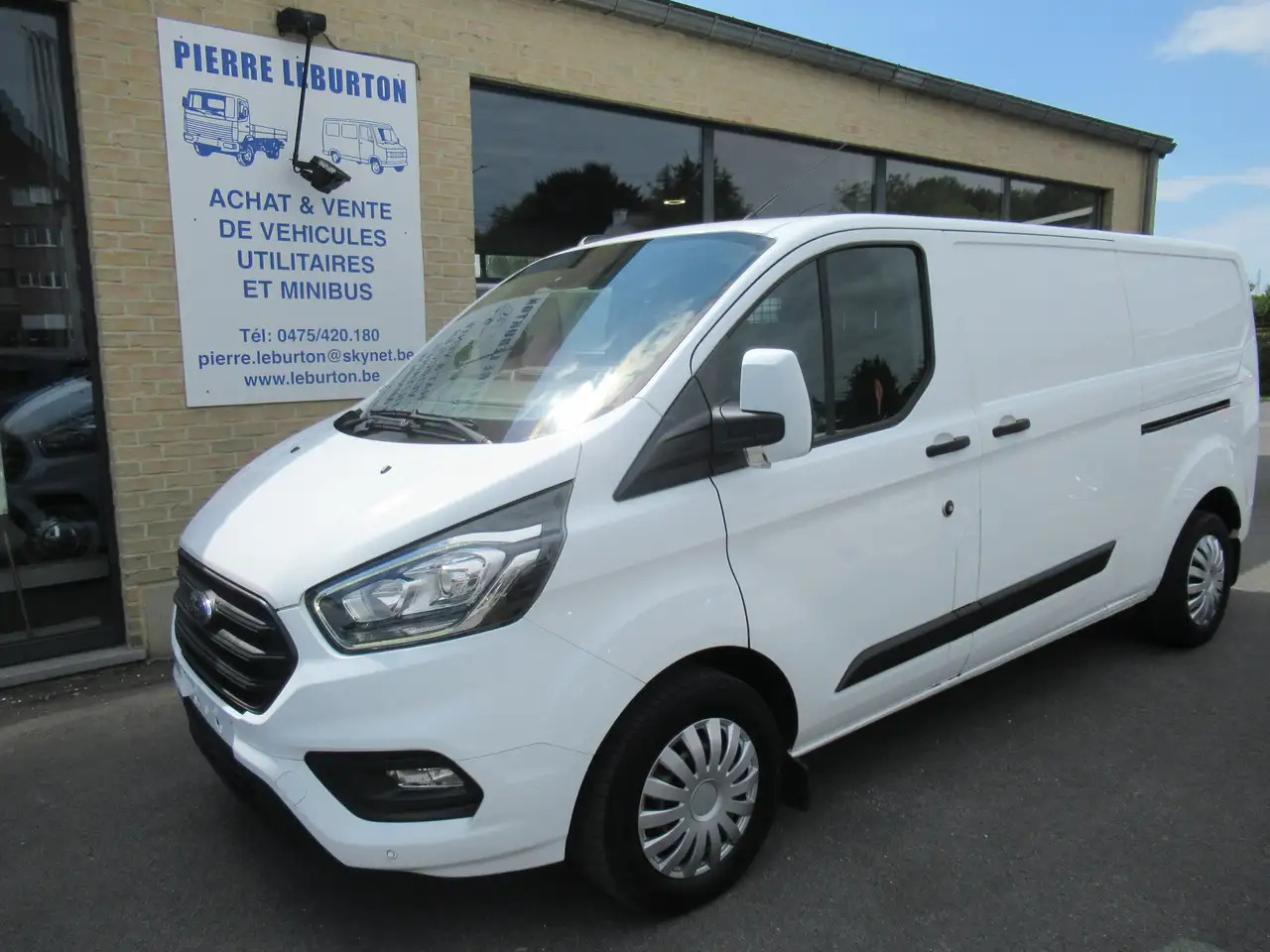 Ford Transit Custom L2, navi, cruis, clim 2PL 13900€+tva/btw - Fourgonnette: photos 1 Ford Transit Custom L2, navi, cruis, clim 2PL 13900€+tva/btw - Fourgonnette: photos 1