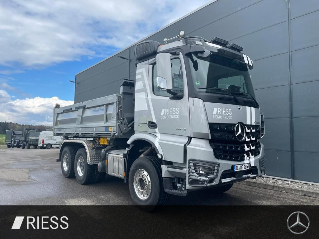 Mercedes-Benz Arocs 2653 K 6x4 - Camion benne: photos 2 Mercedes-Benz Arocs 2653 K 6x4 - Camion benne: photos 2