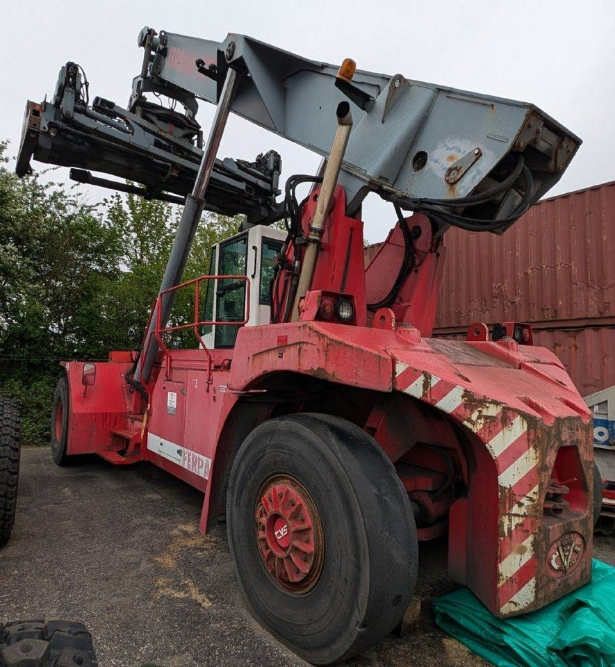 CVS Ferrari F377.5 PB - Reach stacker: photos 4 CVS Ferrari F377.5 PB - Reach stacker: photos 4