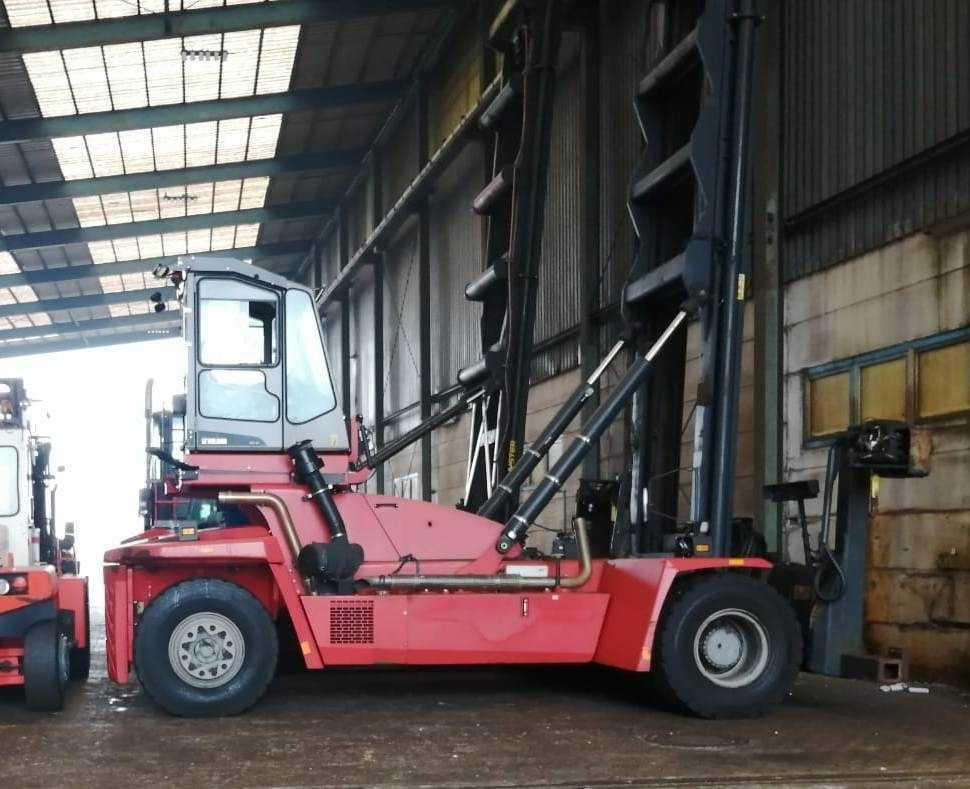 Kalmar DCF100-45E7 - Chariot porte-conteneur: photos 3 Kalmar DCF100-45E7 - Chariot porte-conteneur: photos 3