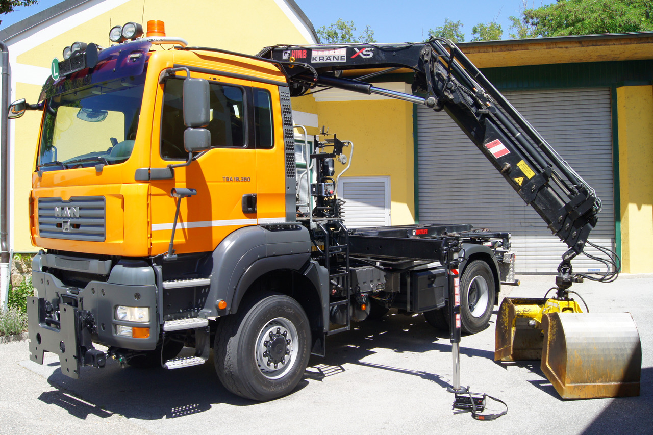 MAN TGA 18.360 BL 4x4/Euro4/TÜV/HIAB 111/MULTILIFT/Winterdienst - Camion - système de câble, Camion grue: photos 2 MAN TGA 18.360 BL 4x4/Euro4/TÜV/HIAB 111/MULTILIFT/Winterdienst - Camion - système de câble, Camion grue: photos 2