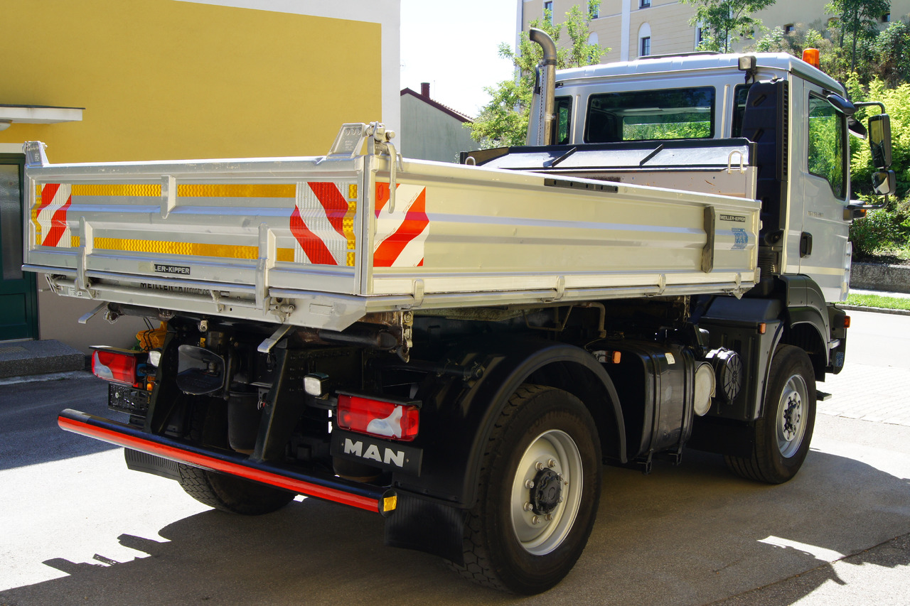 MAN TGM 13.290/4x4/TÜV/Euro 5/einzelbereift/Winterdienst - Camion benne: photos 4 MAN TGM 13.290/4x4/TÜV/Euro 5/einzelbereift/Winterdienst - Camion benne: photos 4