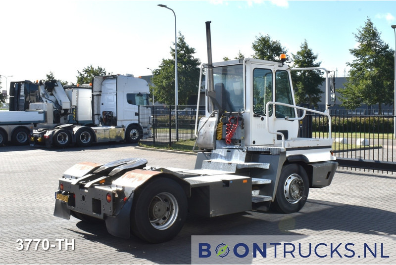 Terberg YT222 4x2 | TERMINAL TRUCK * NL KENTEKEN - Tracteur portuaire: photos 5 Terberg YT222 4x2 | TERMINAL TRUCK * NL KENTEKEN - Tracteur portuaire: photos 5