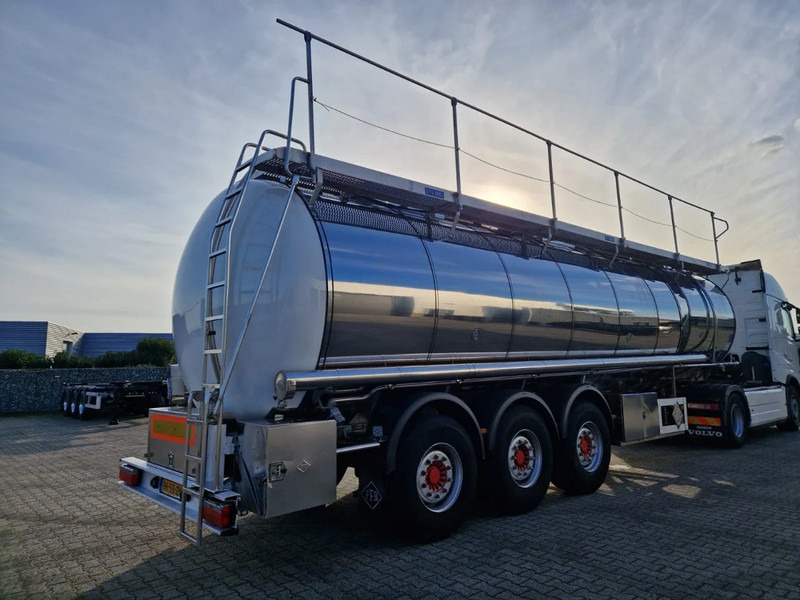 Feldbinder 38000 liter 3 kamer tankoplegger met CIP Leiding - Semi-remorque citerne: photos 5 Feldbinder 38000 liter 3 kamer tankoplegger met CIP Leiding - Semi-remorque citerne: photos 5
