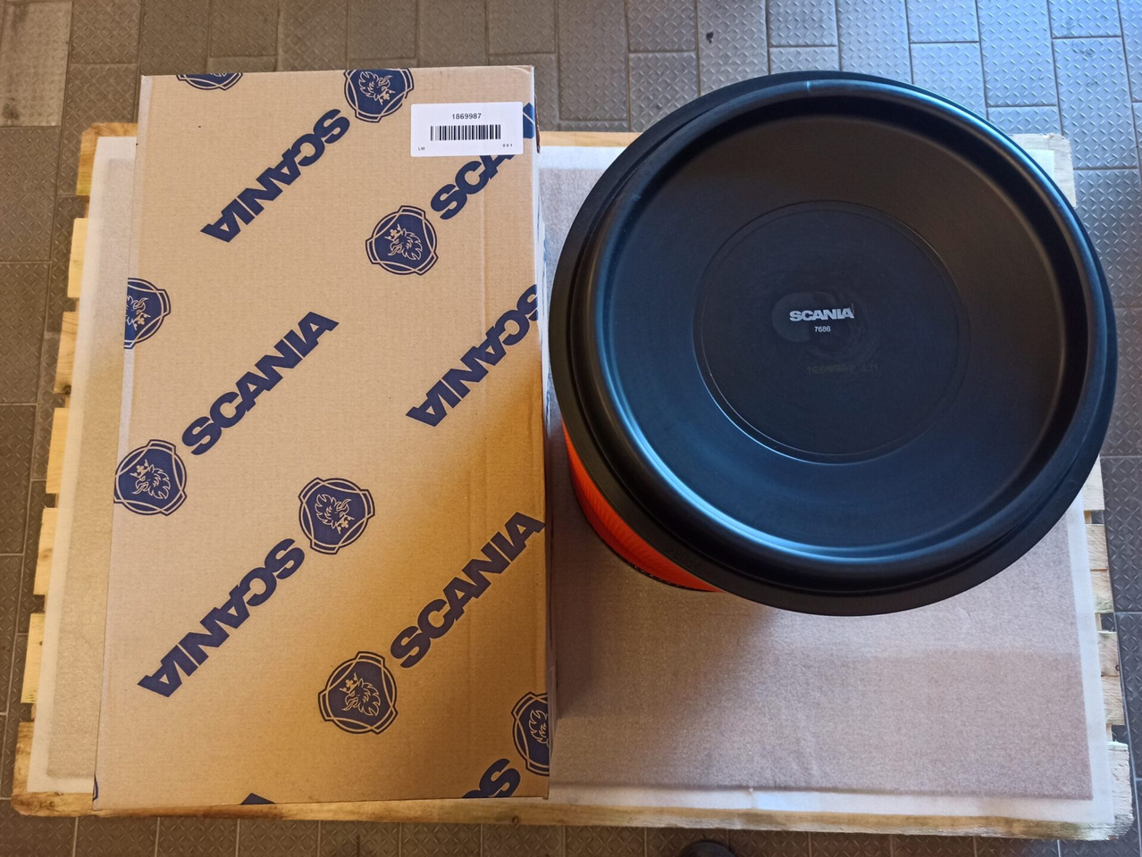 SCANIA AIR FILTER - 14869987 - Filtre à air pour Camion: photos 1 SCANIA AIR FILTER - 14869987 - Filtre à air pour Camion: photos 1