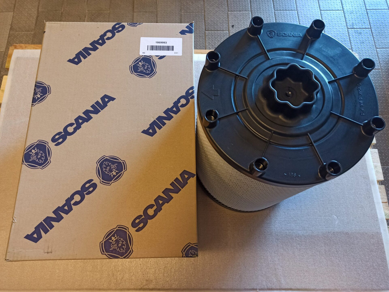 SCANIA AIR FILTER - 1869993 - Filtre à air pour Camion: photos 1 SCANIA AIR FILTER - 1869993 - Filtre à air pour Camion: photos 1