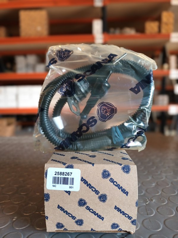 SCANIA CABLE HARNESS - 2588267 - Câble/ Fil pour Camion: photos 1 SCANIA CABLE HARNESS - 2588267 - Câble/ Fil pour Camion: photos 1