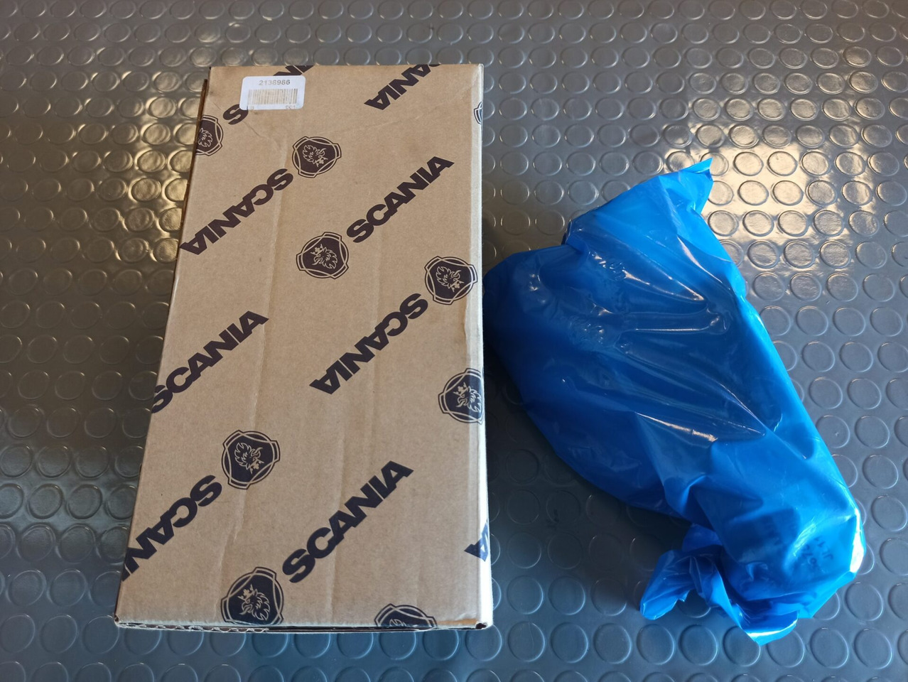 SCANIA EGR BYPASS VALVE - 2138986 - Moteur et pièces pour Camion: photos 1 SCANIA EGR BYPASS VALVE - 2138986 - Moteur et pièces pour Camion: photos 1