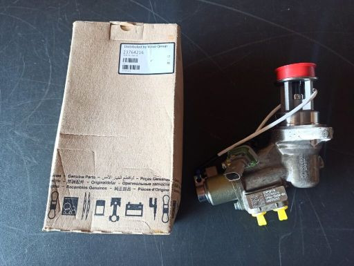 VOLVO EGR VALVE - 23764216 - Valve pour Camion: photos 1 VOLVO EGR VALVE - 23764216 - Valve pour Camion: photos 1