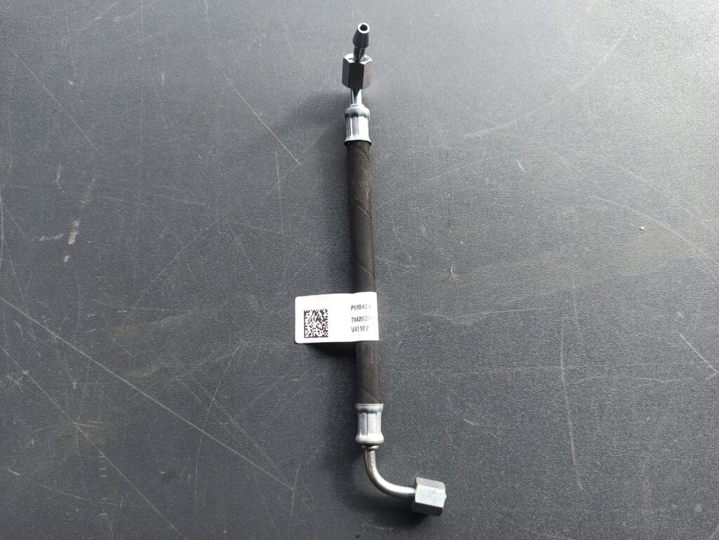 VOLVO LUBRICATING NIPPLE 990426 - Essieu et pièces pour Camion: photos 2 VOLVO LUBRICATING NIPPLE 990426 - Essieu et pièces pour Camion: photos 2