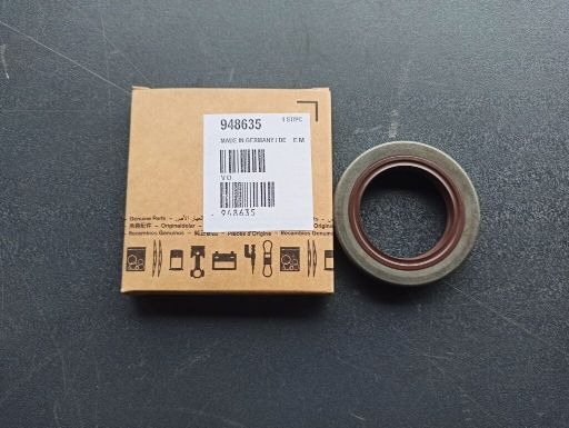 VOLVO SEAL RING - 948635 - Boîte de vitesse et pièces pour Camion: photos 1 VOLVO SEAL RING - 948635 - Boîte de vitesse et pièces pour Camion: photos 1
