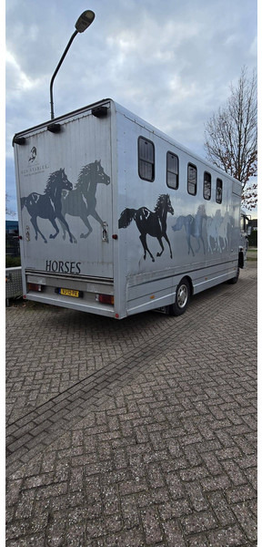 AE64NT - Camion fourgon: photos 5 AE64NT - Camion fourgon: photos 5