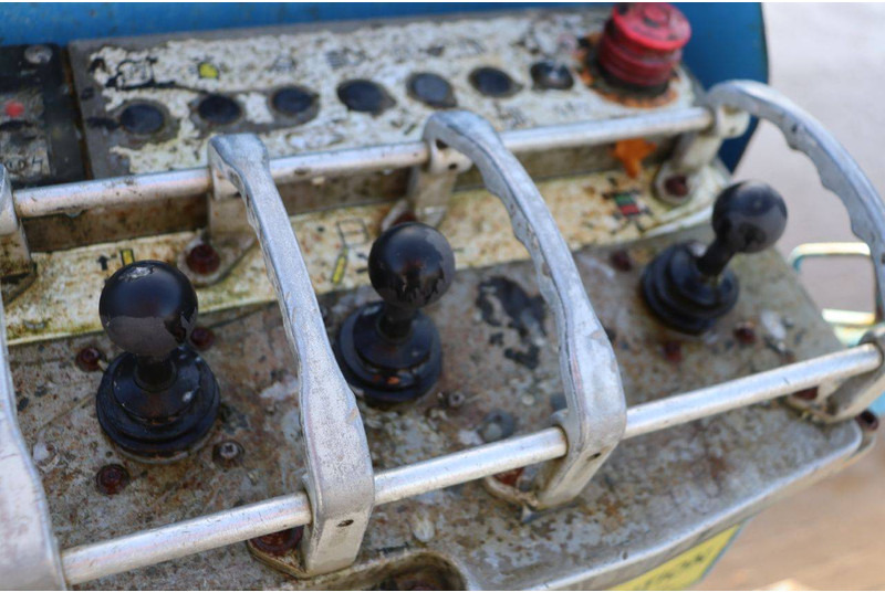 Nacelle télescopique Aichi SP12C: photos 18