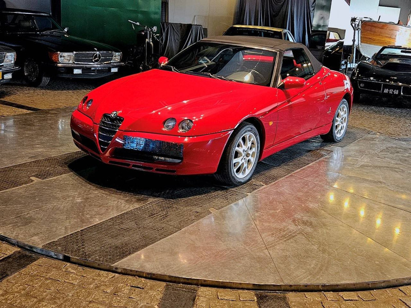 Alfa Romeo Spider (916 - update 3) _ 2.0 TS - Voiture: photos 3 Alfa Romeo Spider (916 - update 3) _ 2.0 TS - Voiture: photos 3