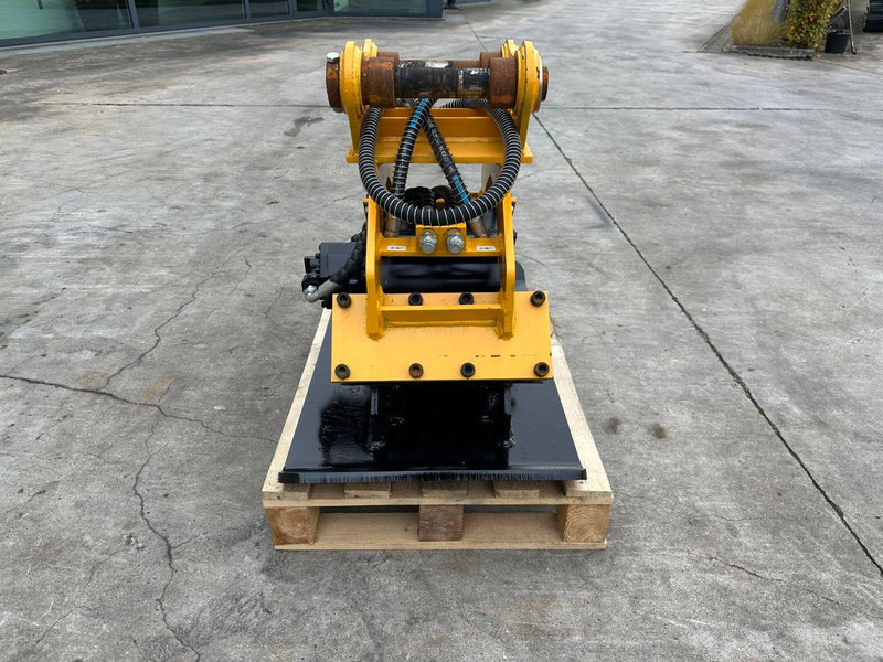 BLK BLK/04 - Plaque vibrante: photos 3 BLK BLK/04 - Plaque vibrante: photos 3