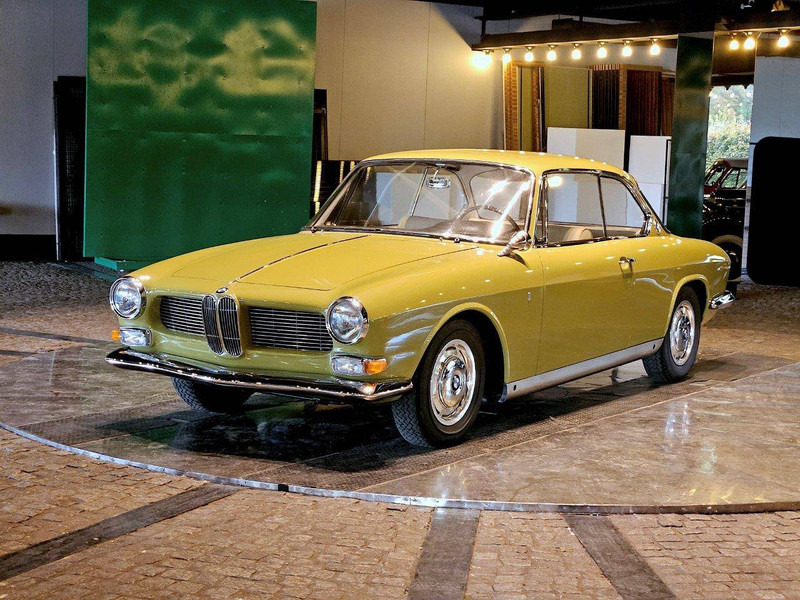 BMW 3200 CS - Berline: photos 1 BMW 3200 CS - Berline: photos 1