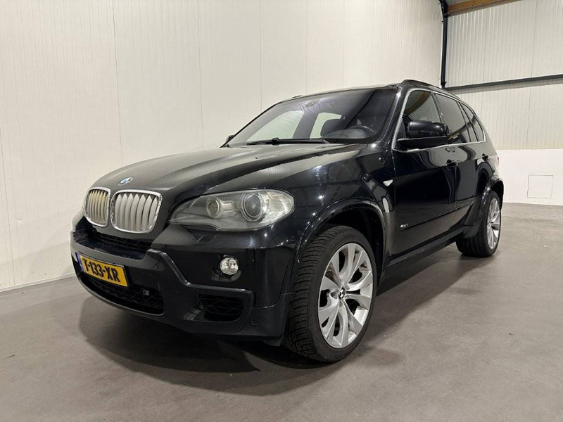 BMW X5 - SUV: photos 1 BMW X5 - SUV: photos 1