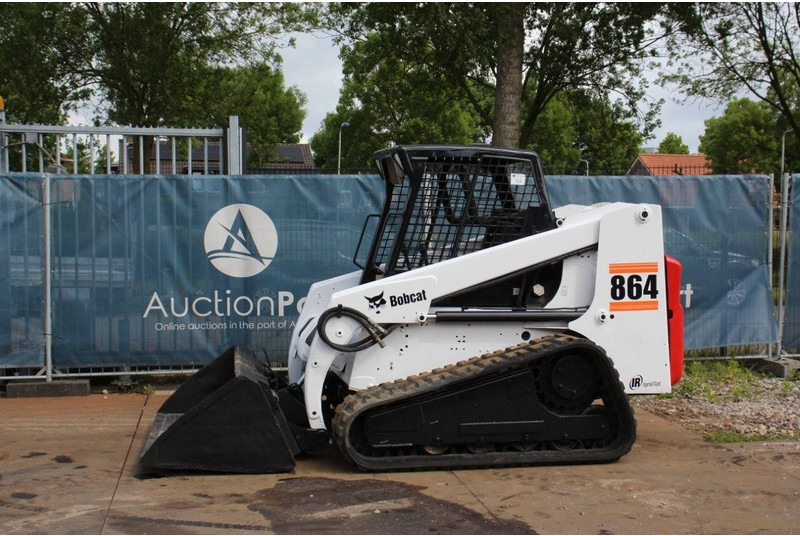 Bobcat 864 - Chargeuse sur chenilles: photos 1 Bobcat 864 - Chargeuse sur chenilles: photos 1