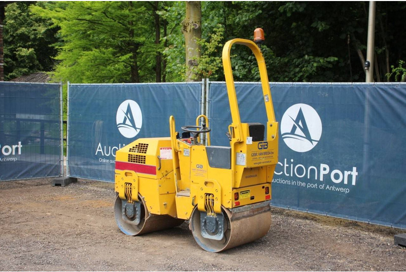 Bomag BW 80 AD-2 - Compacteur à pieds de mouton/ Monocylindre: photos 3 Bomag BW 80 AD-2 - Compacteur à pieds de mouton/ Monocylindre: photos 3
