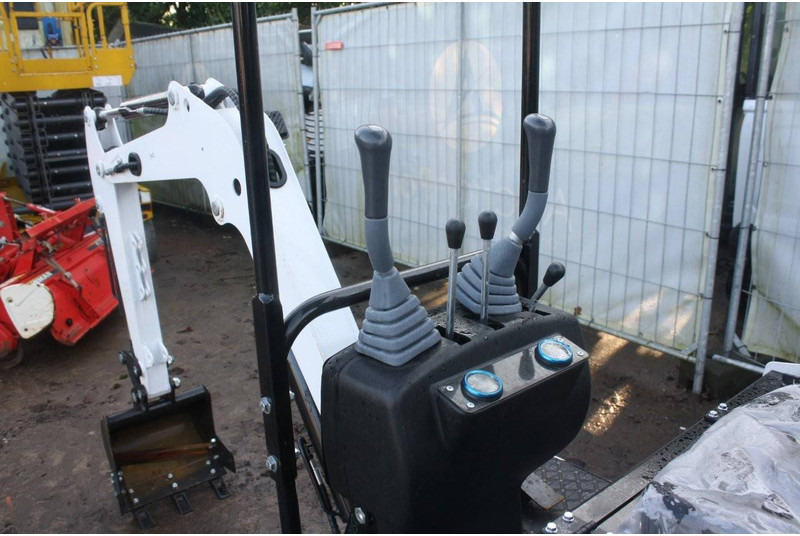 Mini pelle neuf COLT KV13: photos 8 Mini pelle neuf COLT KV13: photos 8