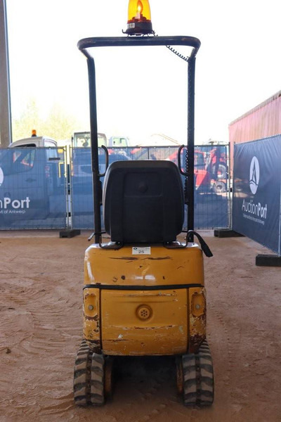 Caterpillar 300.9D - Mini pelle: photos 4 Caterpillar 300.9D - Mini pelle: photos 4