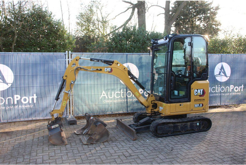 Caterpillar 301.8 - Mini pelle: photos 1 Caterpillar 301.8 - Mini pelle: photos 1