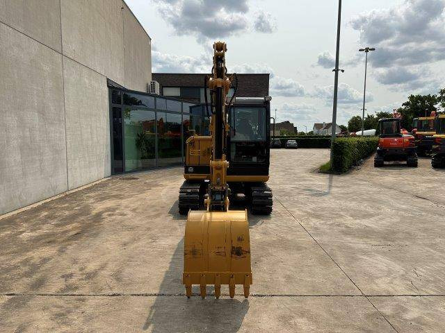 Caterpillar 305.5E2 - Pelle sur chenille: photos 2 Caterpillar 305.5E2 - Pelle sur chenille: photos 2