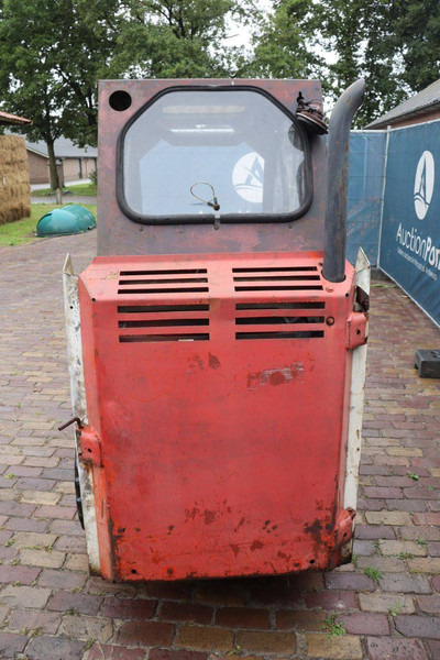 Clark Bobcat 443 - Chargeuse sur pneus: photos 5 Clark Bobcat 443 - Chargeuse sur pneus: photos 5