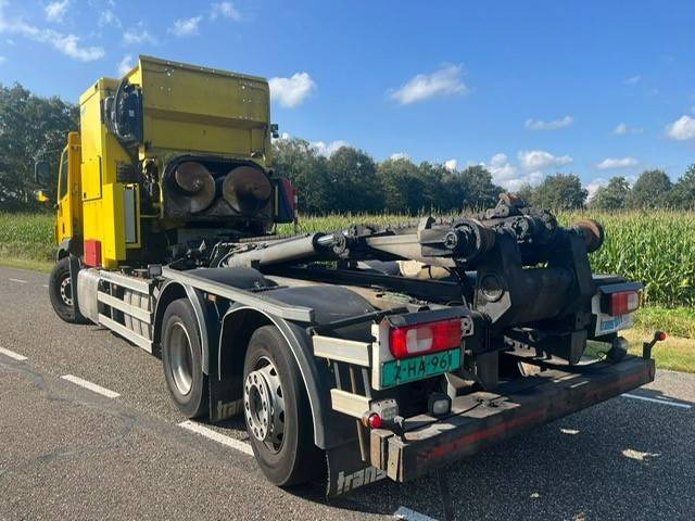 DAF CF290 - Camion fourgon: photos 3 DAF CF290 - Camion fourgon: photos 3