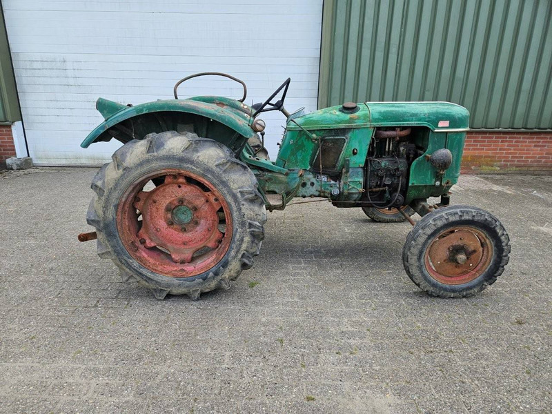 Deutz D30 - Tracteur agricole: photos 2 Deutz D30 - Tracteur agricole: photos 2