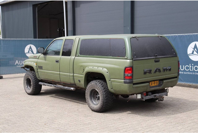 Dodge Ram 1500 - Voiture: photos 4 Dodge Ram 1500 - Voiture: photos 4