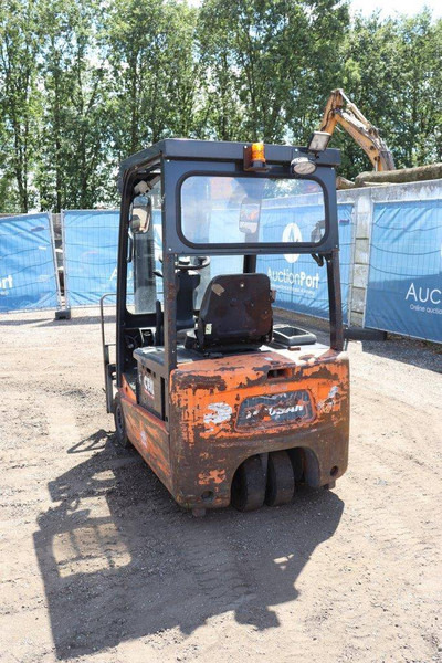 Doosan B15T-5 - Chariot élévateur électrique: photos 4 Doosan B15T-5 - Chariot élévateur électrique: photos 4