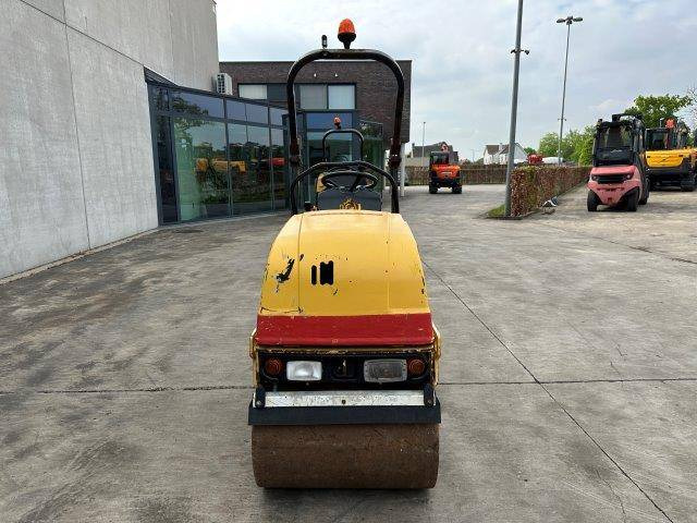 Dynapac CC800 - Compacteur: photos 2 Dynapac CC800 - Compacteur: photos 2