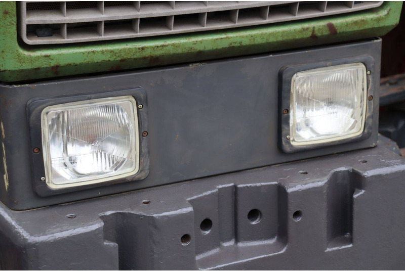 Tracteur agricole Fendt Favorit 824: photos 12 Tracteur agricole Fendt Favorit 824: photos 12