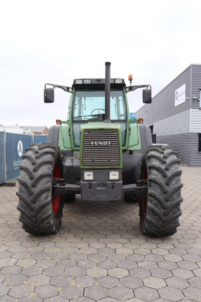Tracteur agricole Fendt Favorit 824: photos 8 Tracteur agricole Fendt Favorit 824: photos 8