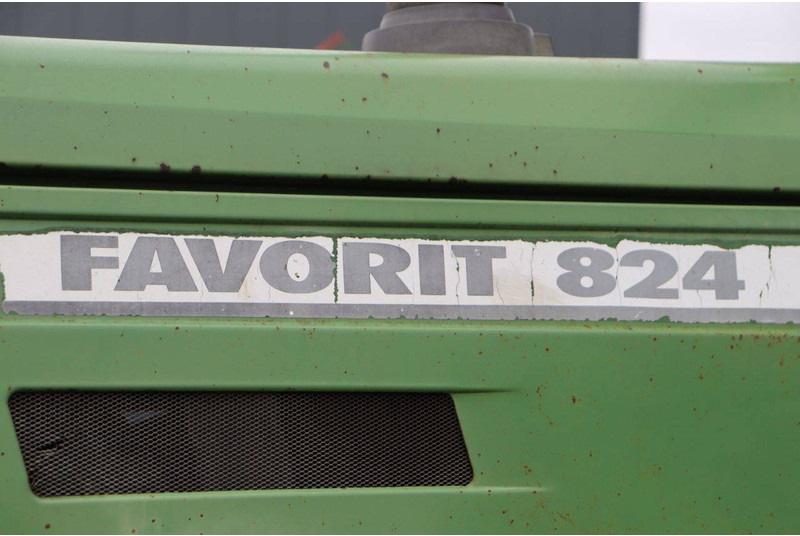 Tracteur agricole Fendt Favorit 824: photos 13 Tracteur agricole Fendt Favorit 824: photos 13