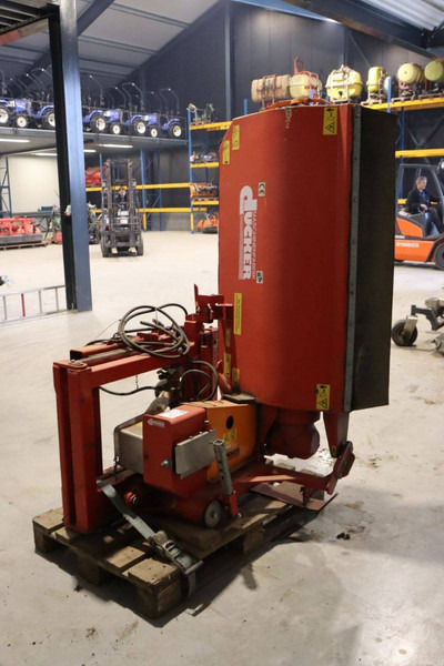 Flail mower or mulcher - Broyeur forestier: photos 5 Flail mower or mulcher - Broyeur forestier: photos 5