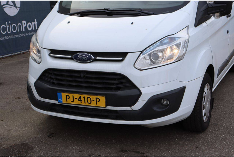 Fourgon utilitaire Ford Transit Custom: photos 10