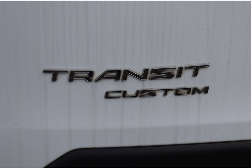 Fourgon utilitaire Ford Transit Custom: photos 18