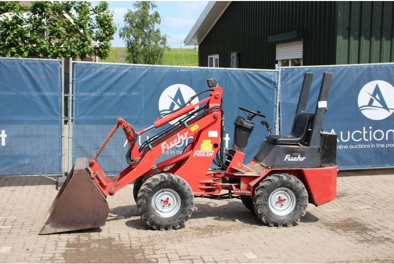 Fuchs F853H - Chargeuse sur pneus: photos 1 Fuchs F853H - Chargeuse sur pneus: photos 1