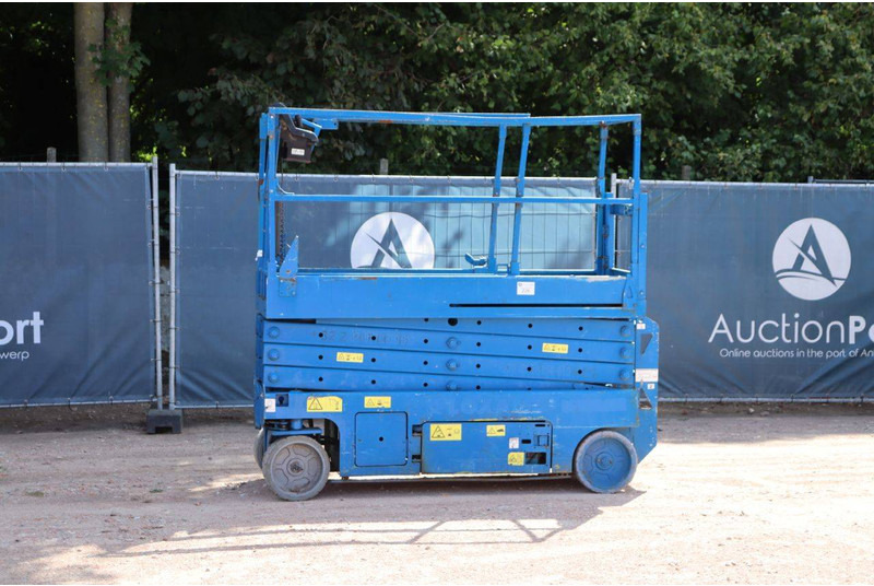Genie GS-2632 - Nacelle ciseaux: photos 1 Genie GS-2632 - Nacelle ciseaux: photos 1