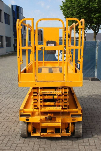 Genie GS-2646 - Nacelle ciseaux: photos 4 Genie GS-2646 - Nacelle ciseaux: photos 4