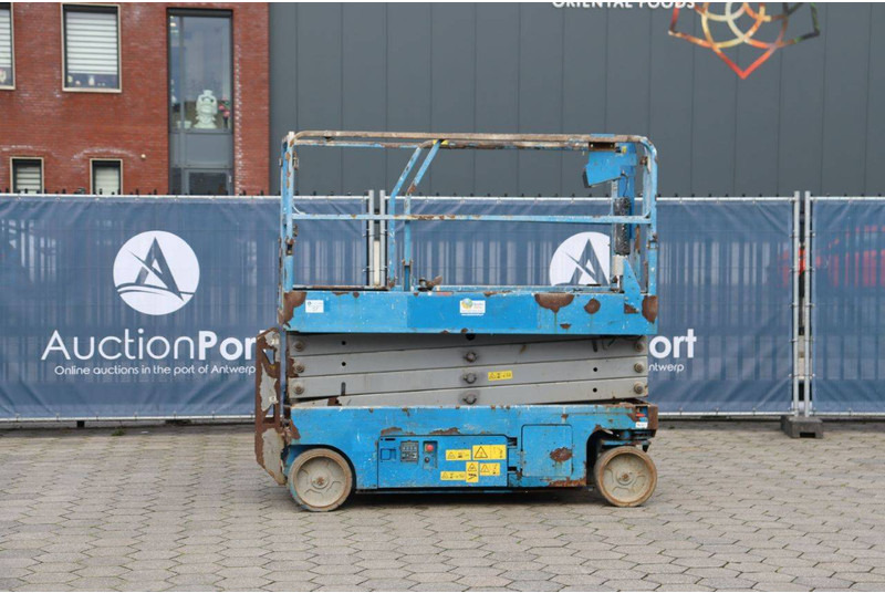 Genie GS-2646 - Nacelle ciseaux: photos 1 Genie GS-2646 - Nacelle ciseaux: photos 1