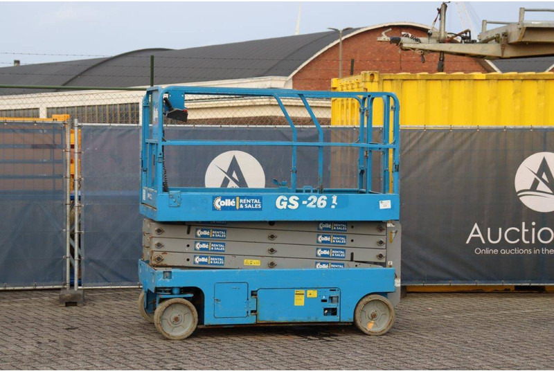 Genie GS-2646 - Nacelle ciseaux: photos 1 Genie GS-2646 - Nacelle ciseaux: photos 1