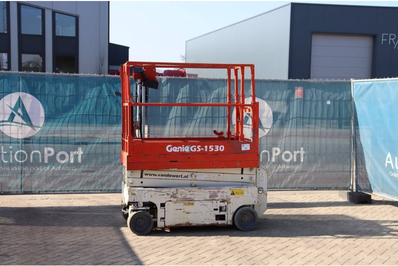 Genie GS1530 - Nacelle ciseaux: photos 1 Genie GS1530 - Nacelle ciseaux: photos 1