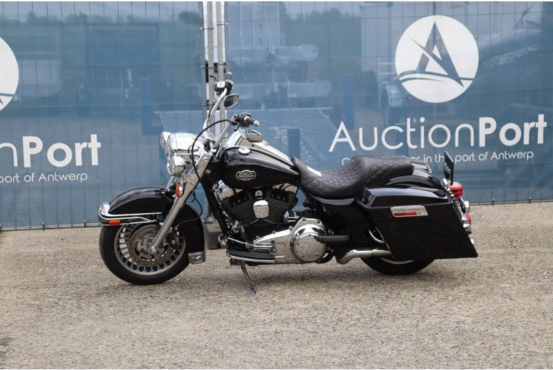 Harley-Davidson Custom-Modified - Motocyclette: photos 1 Harley-Davidson Custom-Modified - Motocyclette: photos 1
