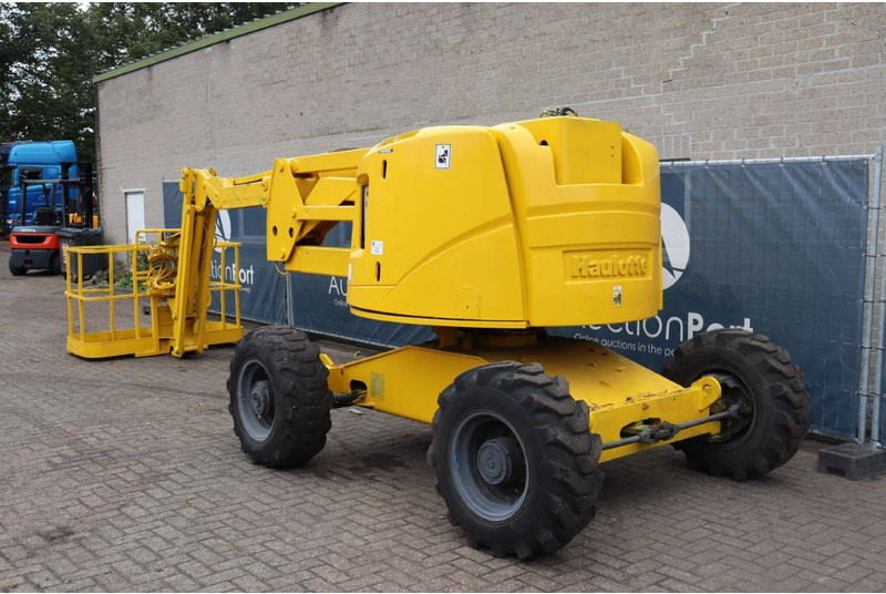 Haulotte HA16PX - Nacelle articulée: photos 4 Haulotte HA16PX - Nacelle articulée: photos 4