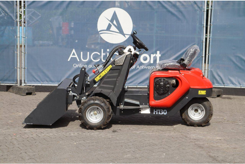 Heracles H130 - Chargeuse sur pneus: photos 2 Heracles H130 - Chargeuse sur pneus: photos 2